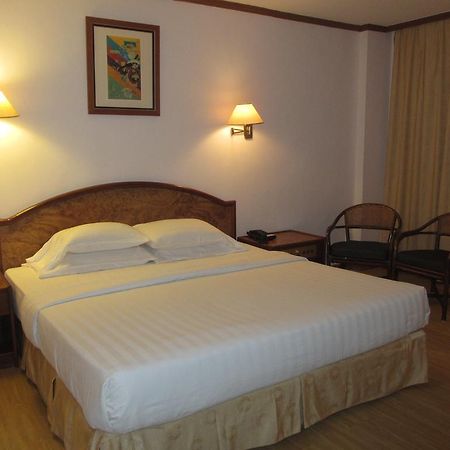 Sanbay Hotel SDK Esterno foto