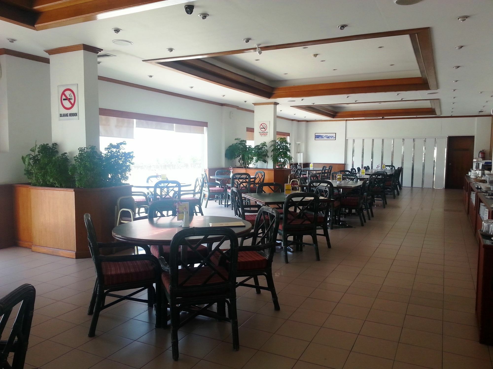Sanbay Hotel SDK Esterno foto