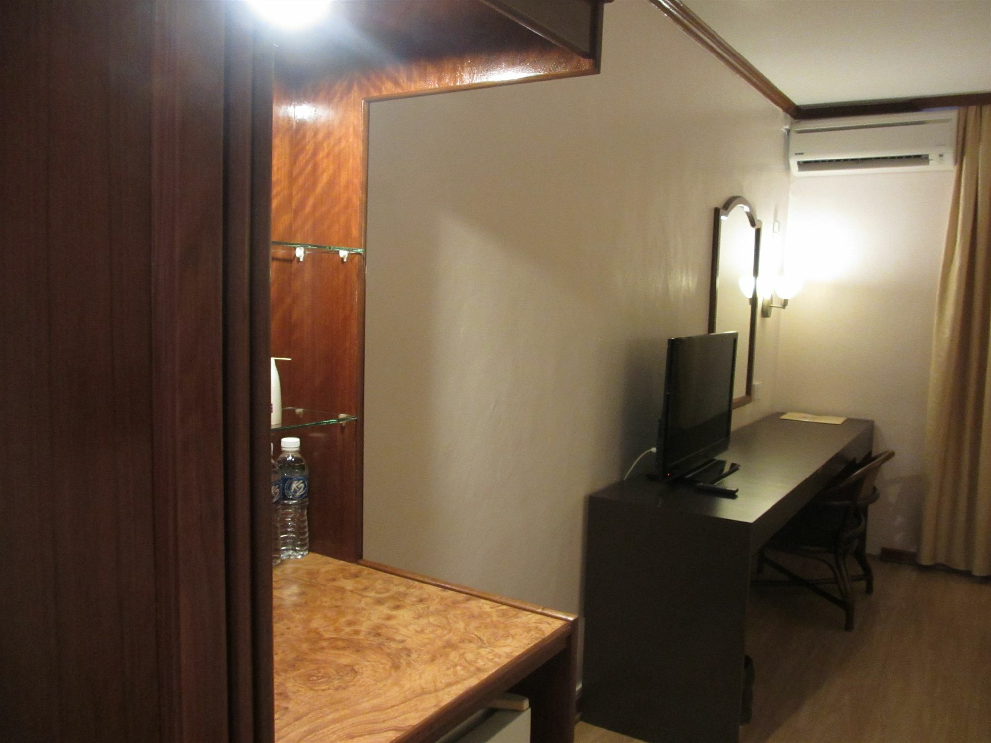 Sanbay Hotel SDK Esterno foto