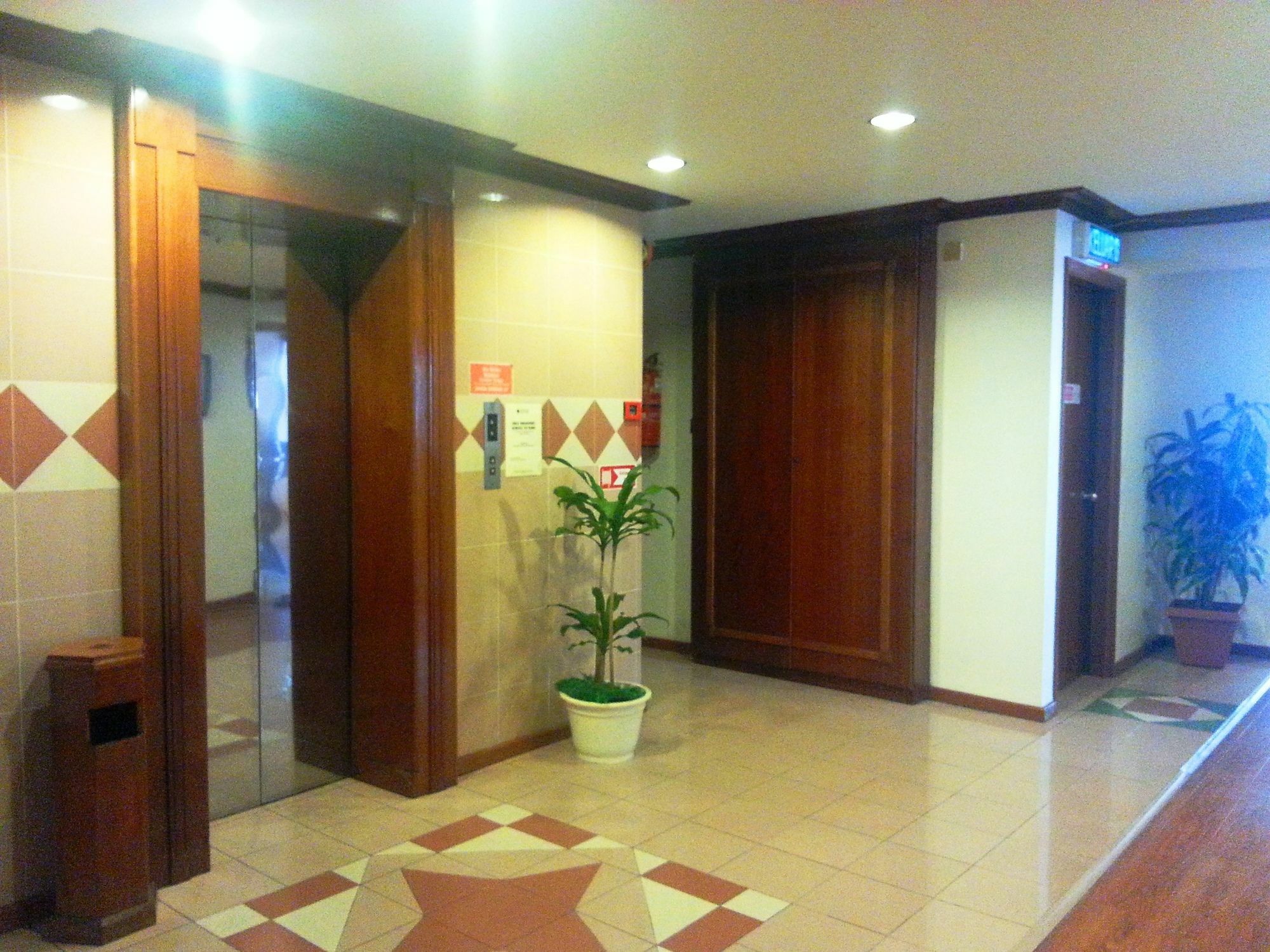 Sanbay Hotel SDK Esterno foto
