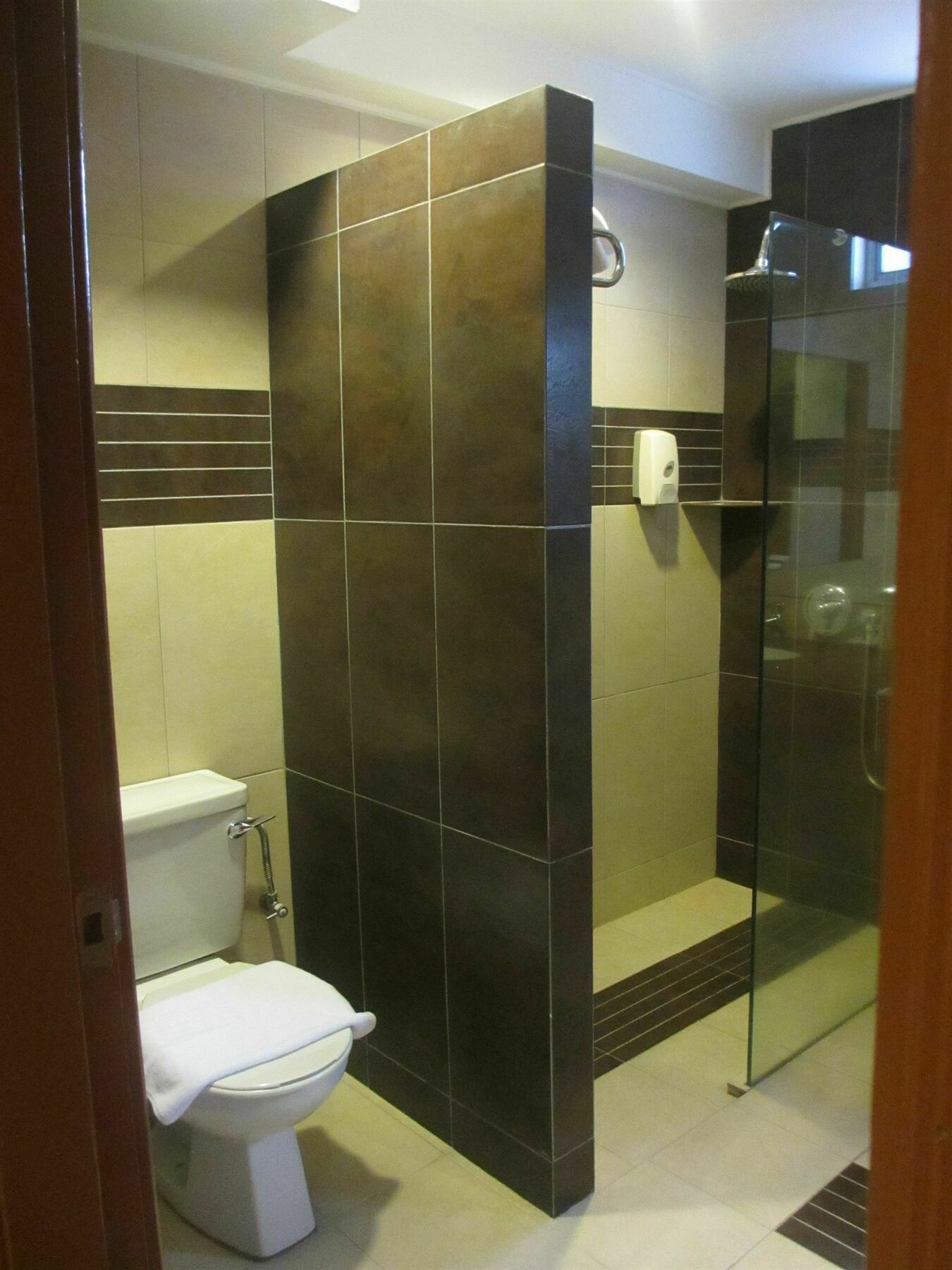Sanbay Hotel SDK Esterno foto